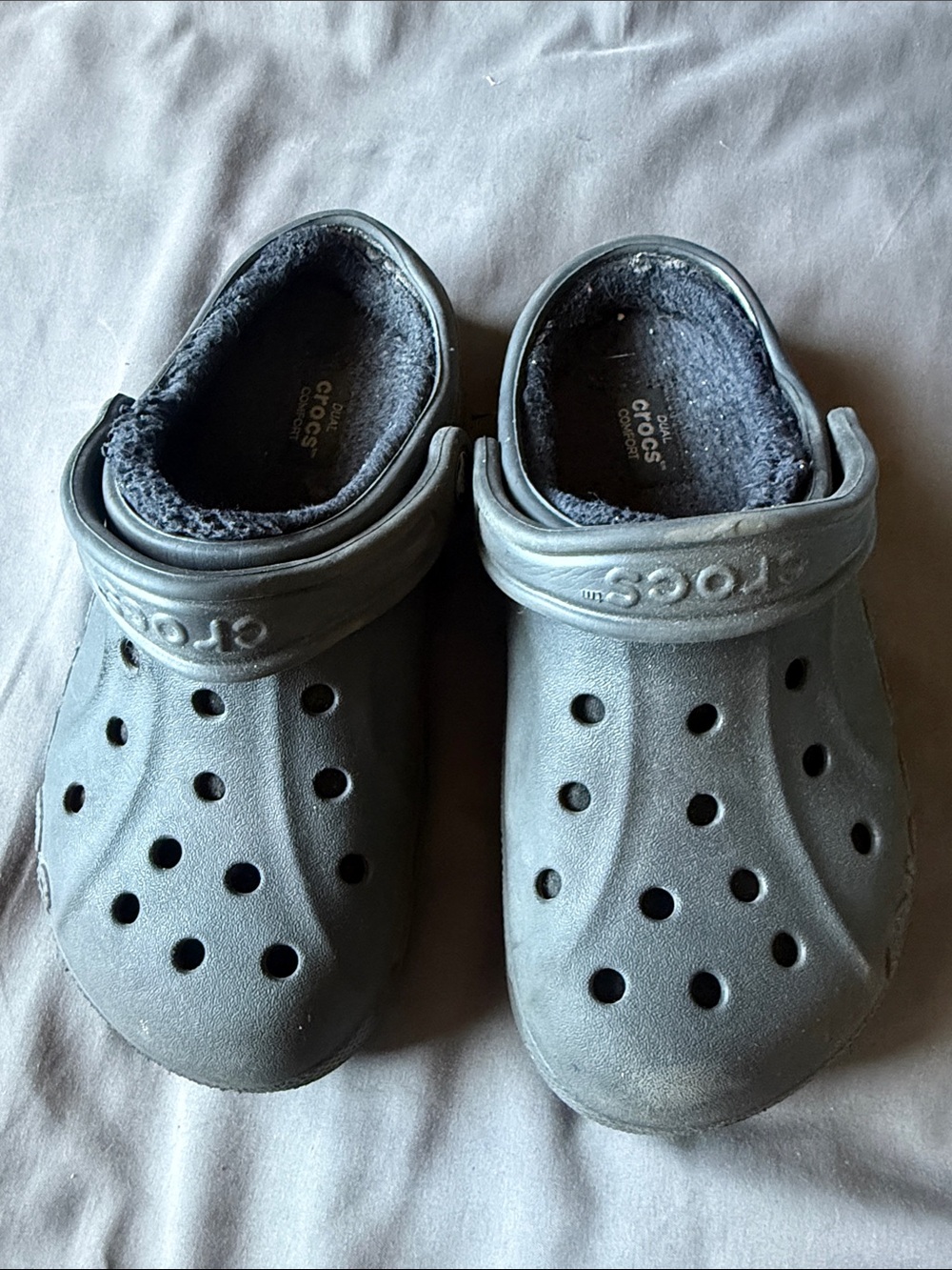CROCS Kids Classic Lined Clog in Charcoal Gray